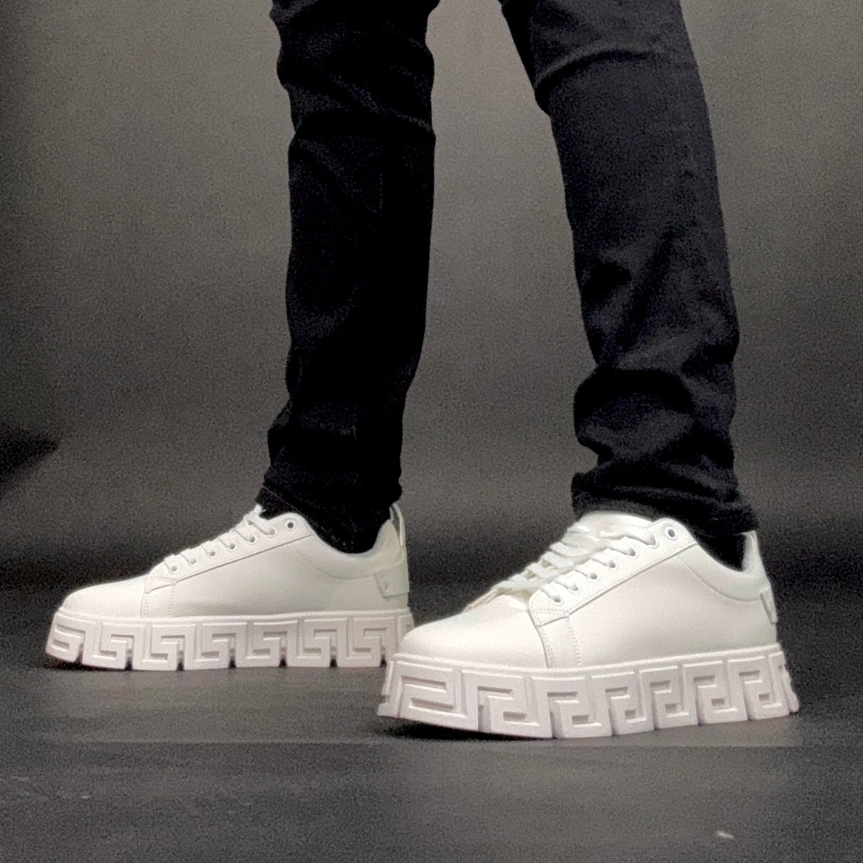 Bale Shoe White/White