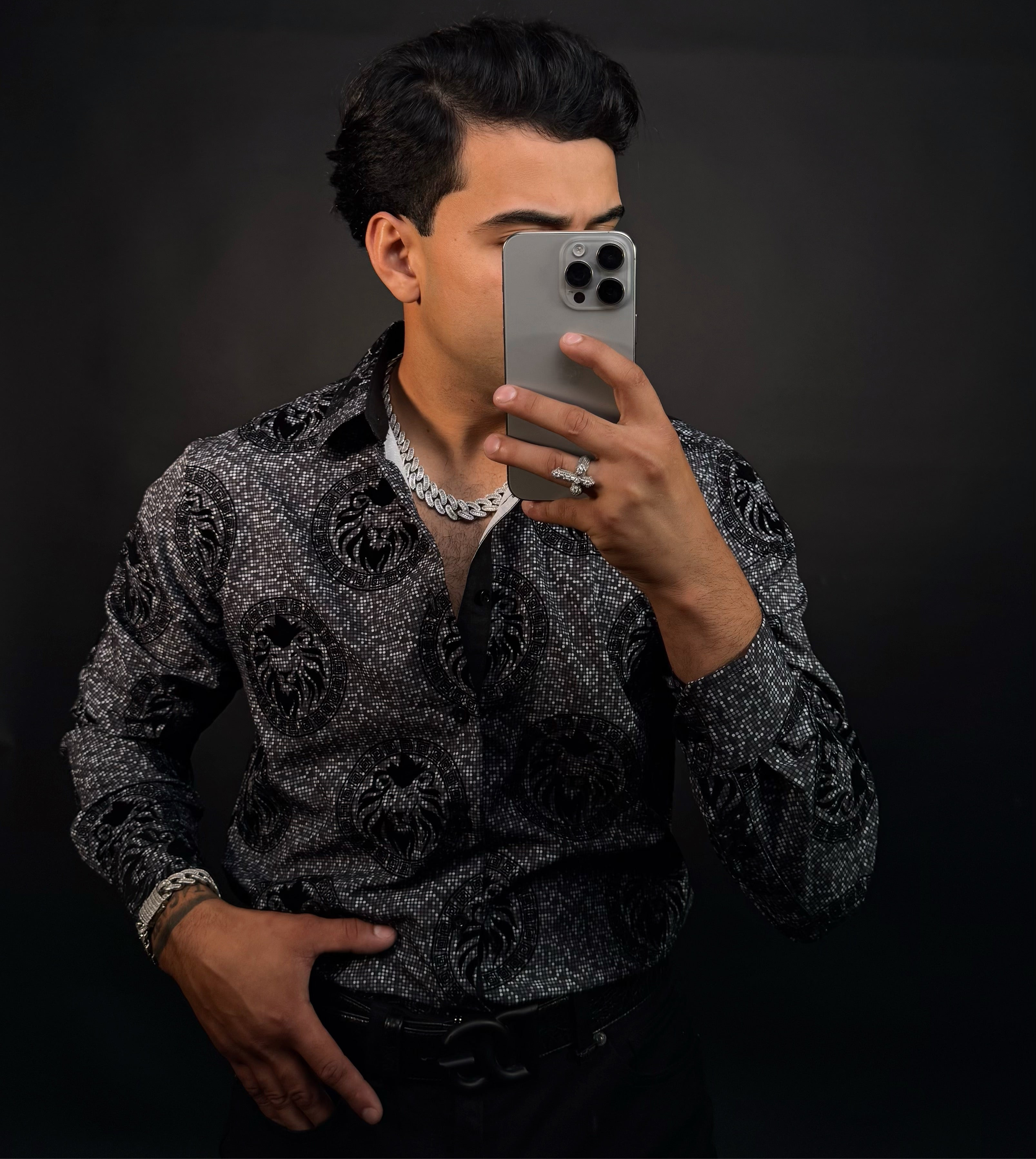 León Camo Shirt