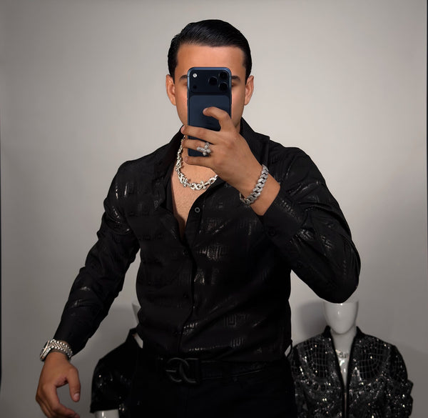 Versa distressed Shirt